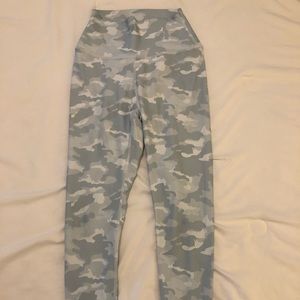 P’tula workout leggings